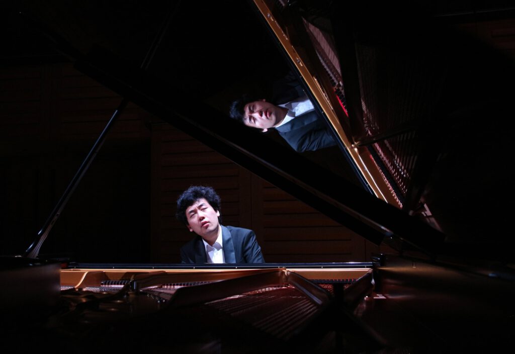 Yuanfan Yang
